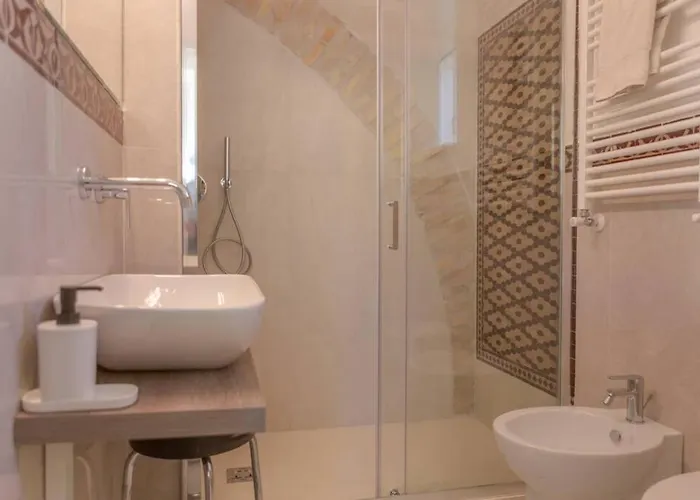 Apartment Romantica With Dehors Near San Giovanni