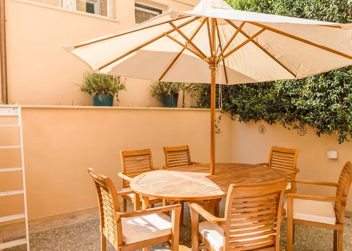 Romantica With Dehors Near San Giovanni Apartment